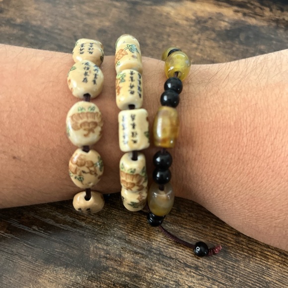 Set of 3 Asian Beaded Bracelets ($12 each if buying separately) - Picture 4 of 4